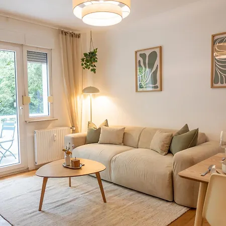 Appartement Zentrales Apartment Naehe Messe & Uniklinikum Mit Balkon